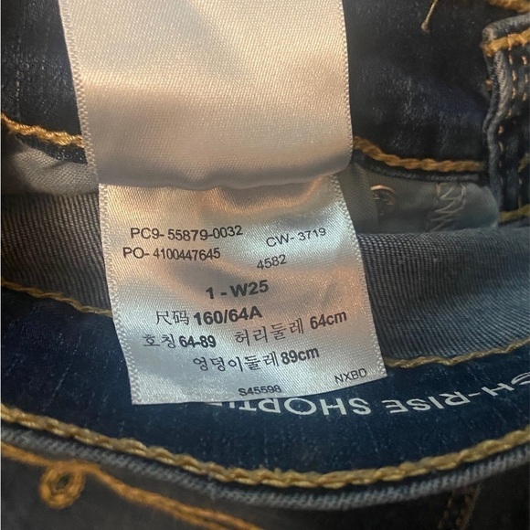 Denizen By Levi’s Shorts - Picture 4 of 4